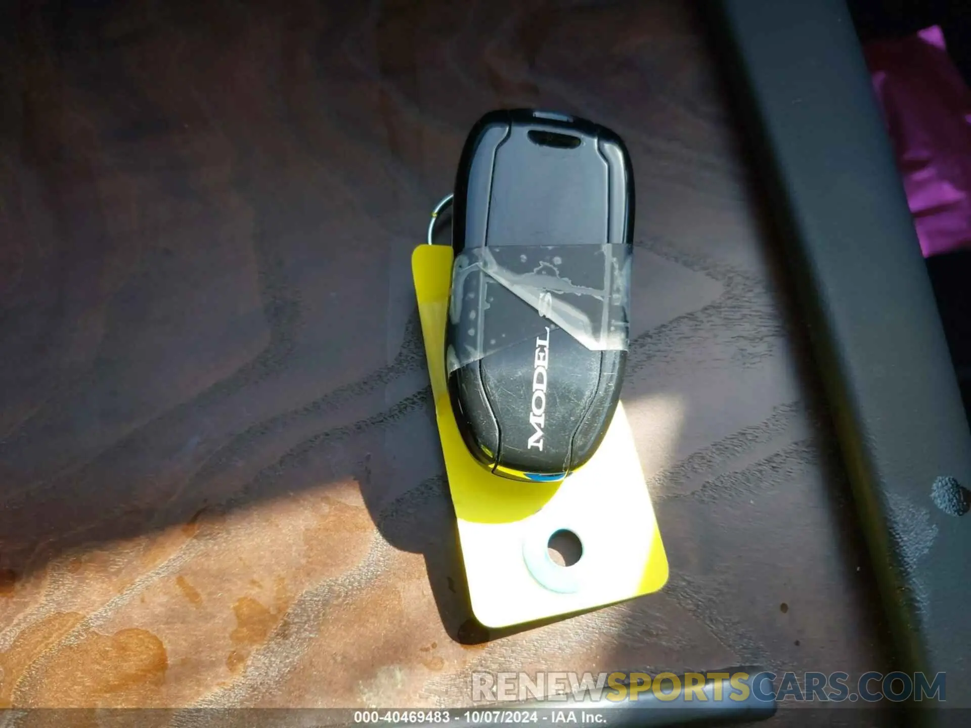 11 Photograph of a damaged car 5YJSA1E22KF312024 TESLA MODEL S 2019