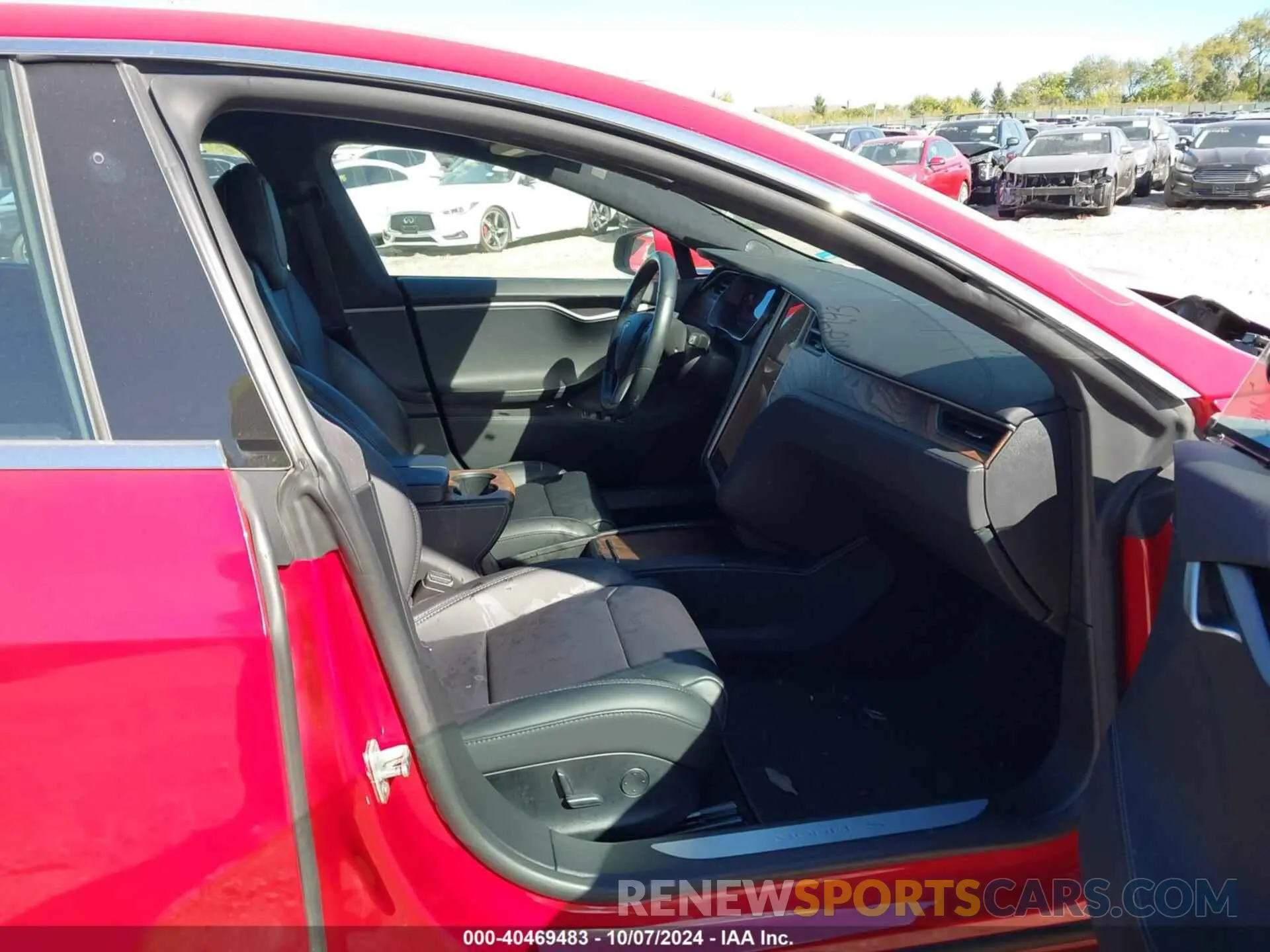 5 Photograph of a damaged car 5YJSA1E22KF312024 TESLA MODEL S 2019