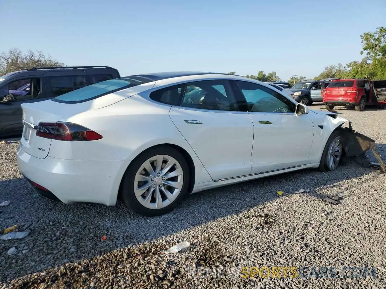 3 Photograph of a damaged car 5YJSA1E23KF305194 TESLA MODEL S 2019