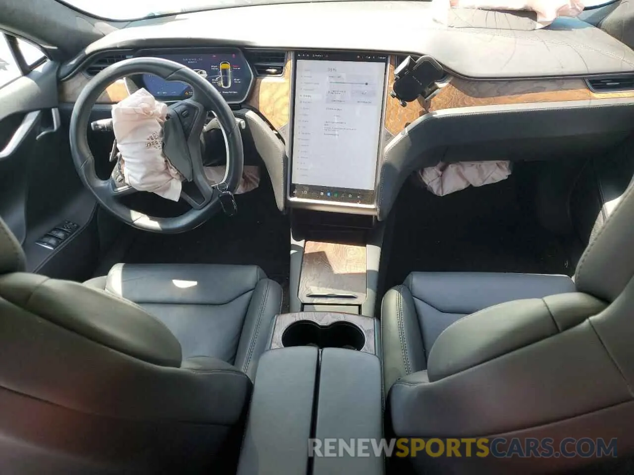 8 Photograph of a damaged car 5YJSA1E23KF305194 TESLA MODEL S 2019
