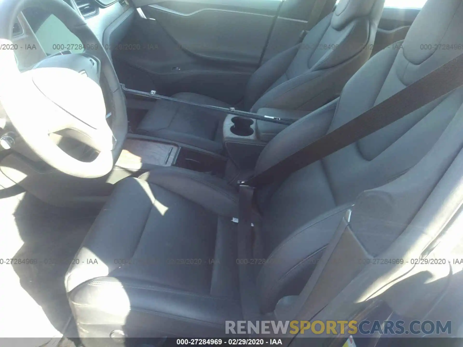 5 Photograph of a damaged car 5YJSA1E26KF339520 TESLA MODEL S 2019