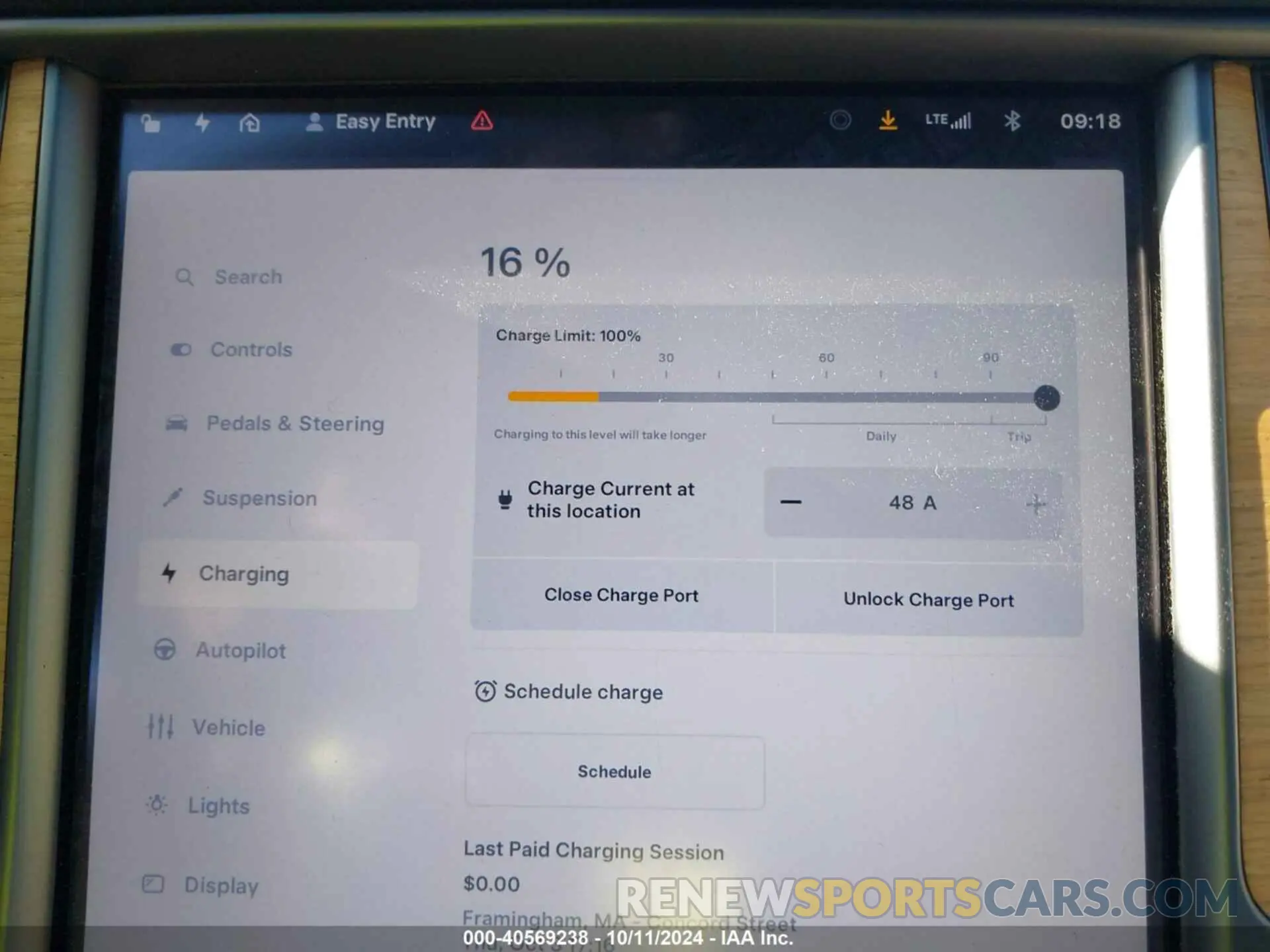 18 Photograph of a damaged car 5YJSA1E27KF344841 TESLA MODEL S 2019