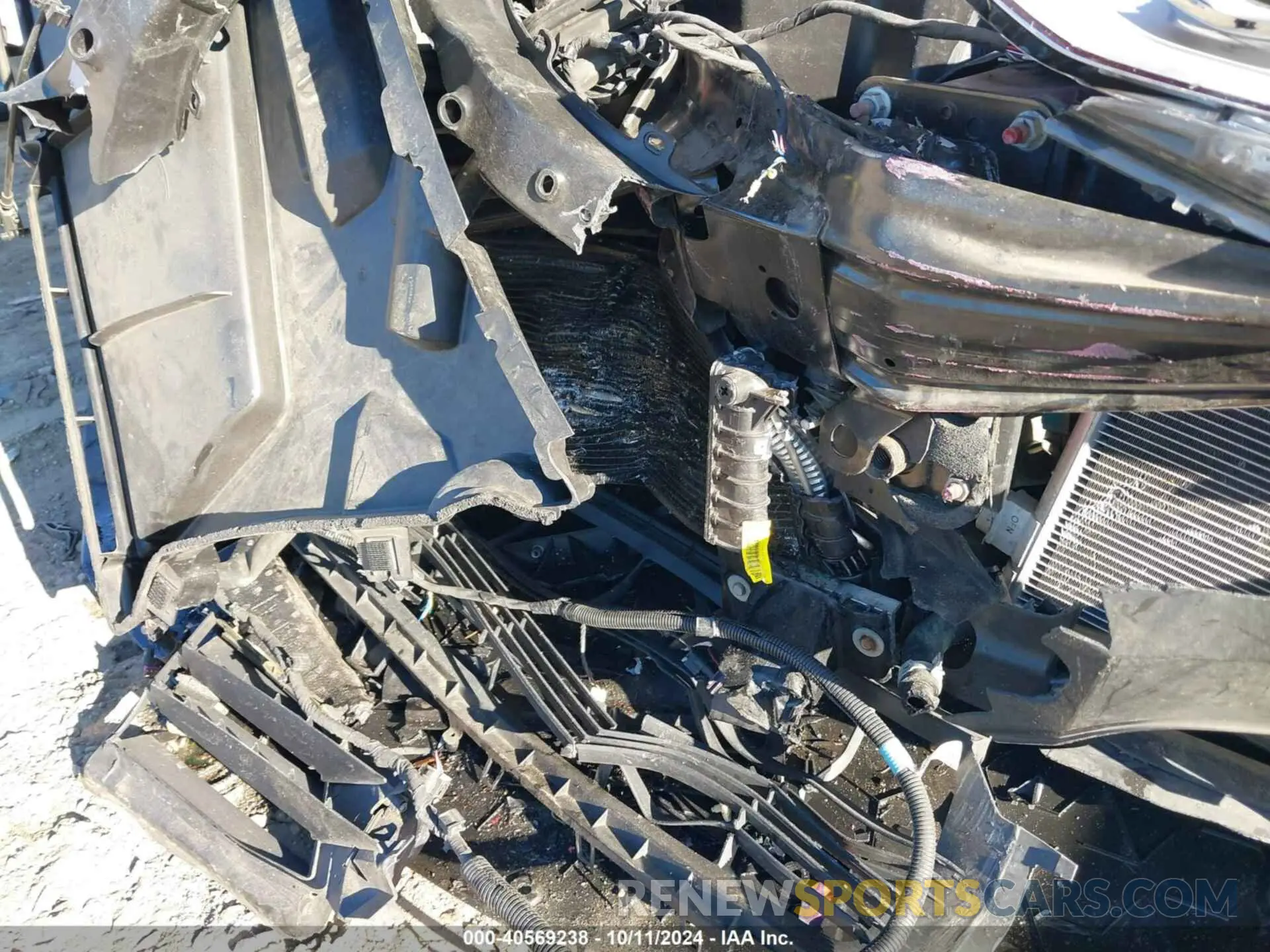 21 Photograph of a damaged car 5YJSA1E27KF344841 TESLA MODEL S 2019