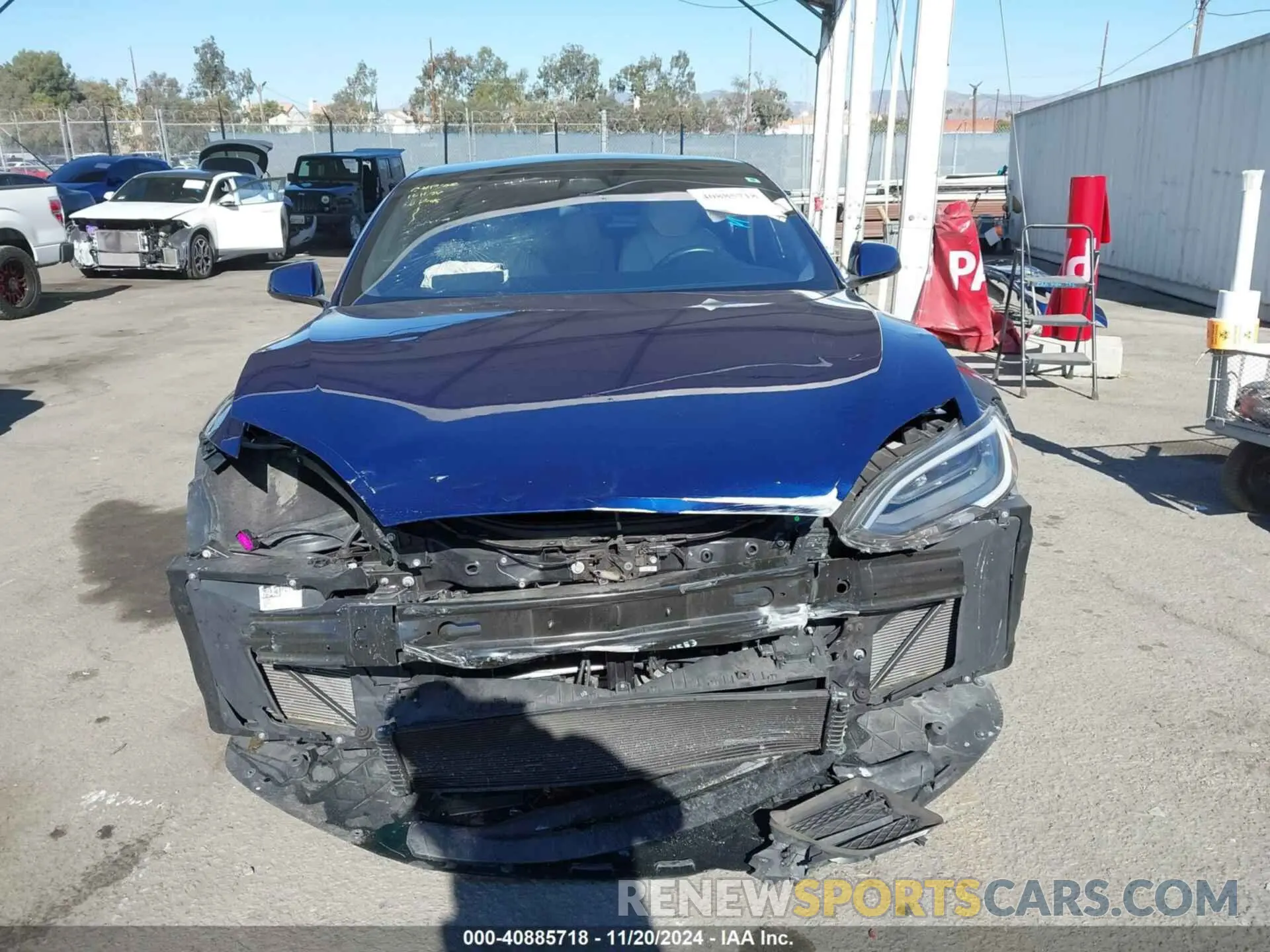 12 Photograph of a damaged car 5YJSA1E28KF335016 TESLA MODEL S 2019