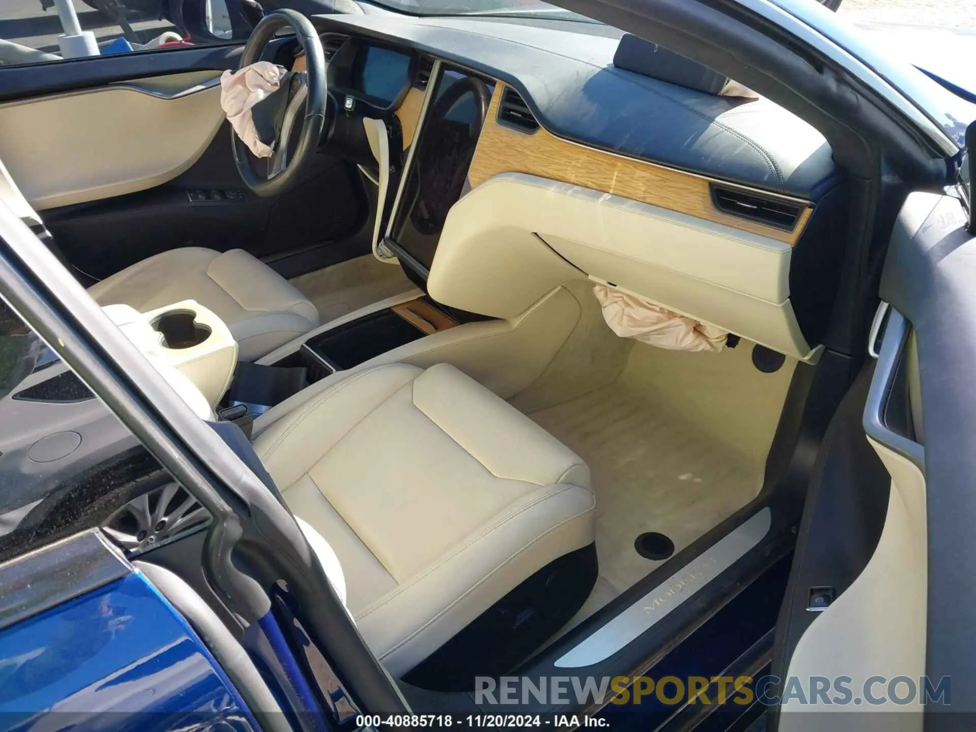 5 Photograph of a damaged car 5YJSA1E28KF335016 TESLA MODEL S 2019