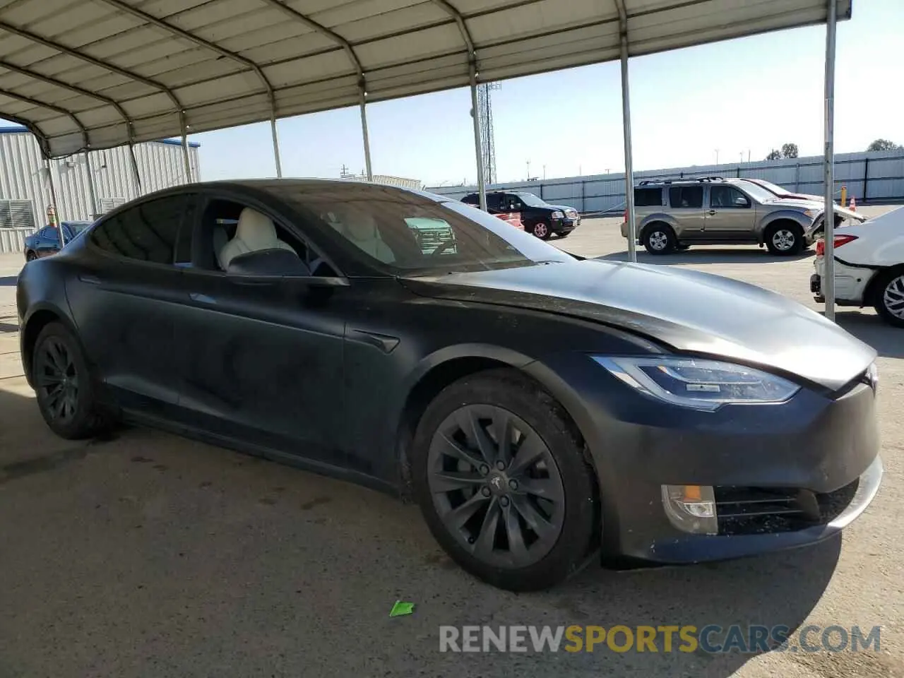 4 Photograph of a damaged car 5YJSA1E28KF342712 TESLA MODEL S 2019