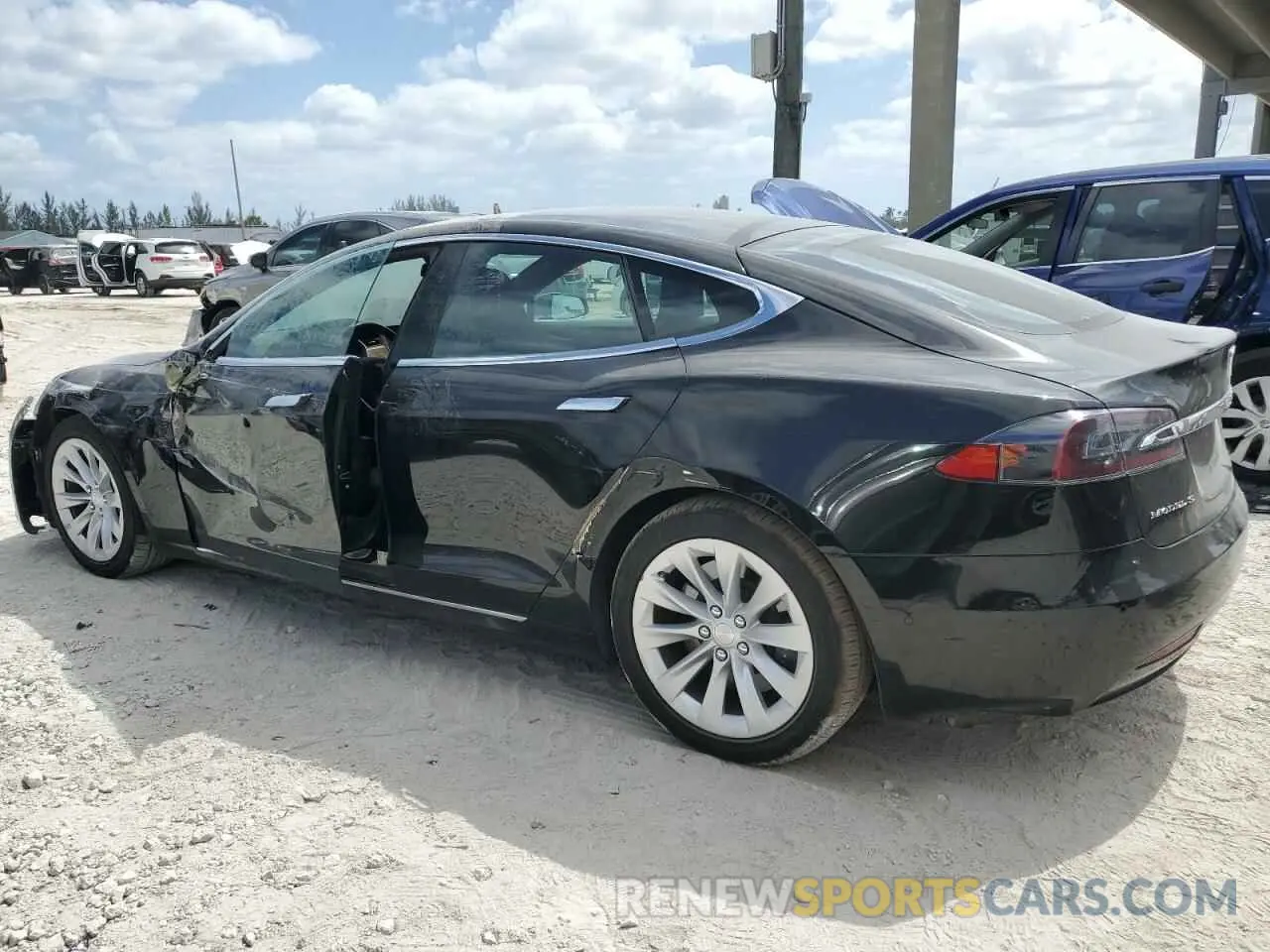 2 Photograph of a damaged car 5YJSA1E29KF306446 TESLA MODEL S 2019
