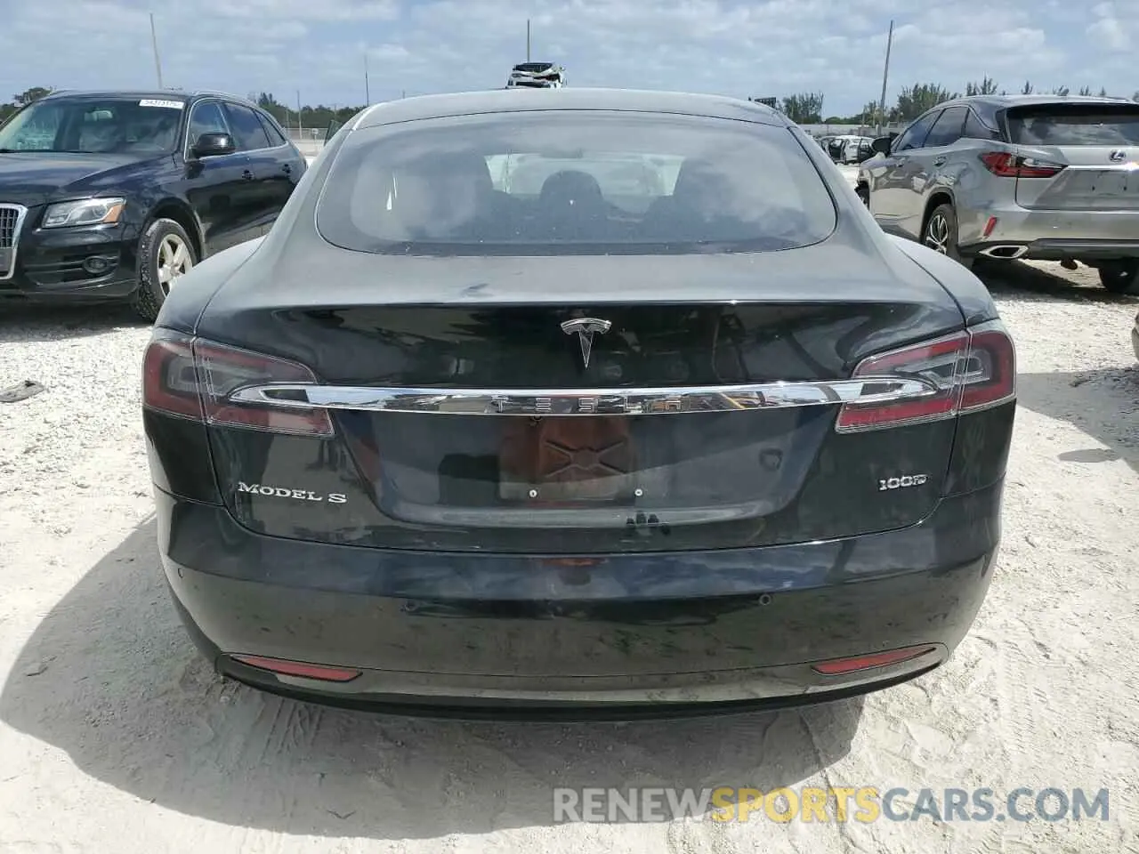 6 Photograph of a damaged car 5YJSA1E29KF306446 TESLA MODEL S 2019