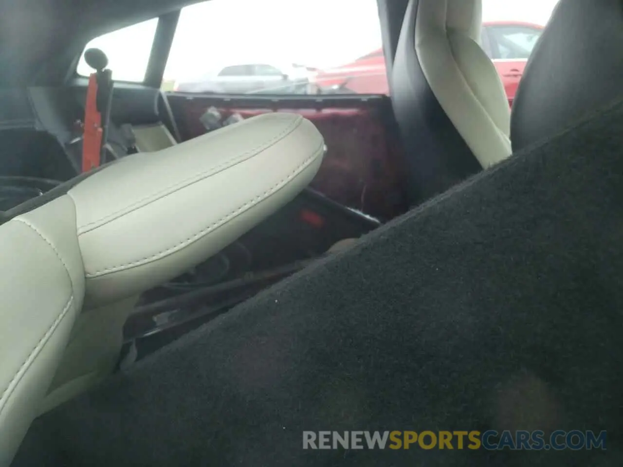 10 Photograph of a damaged car 5YJSA1E29KF347384 TESLA MODEL S 2019