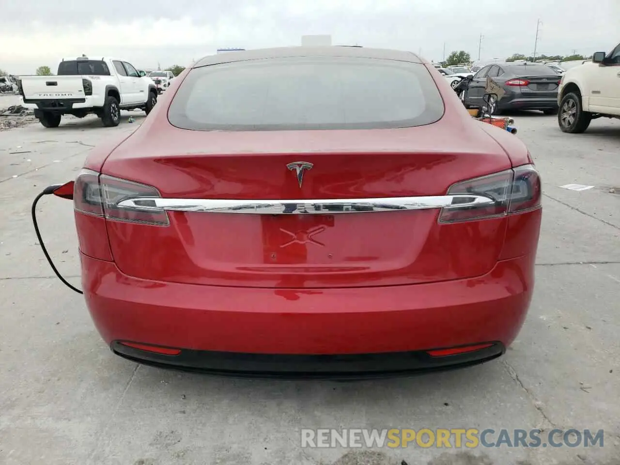 6 Photograph of a damaged car 5YJSA1E29KF347384 TESLA MODEL S 2019