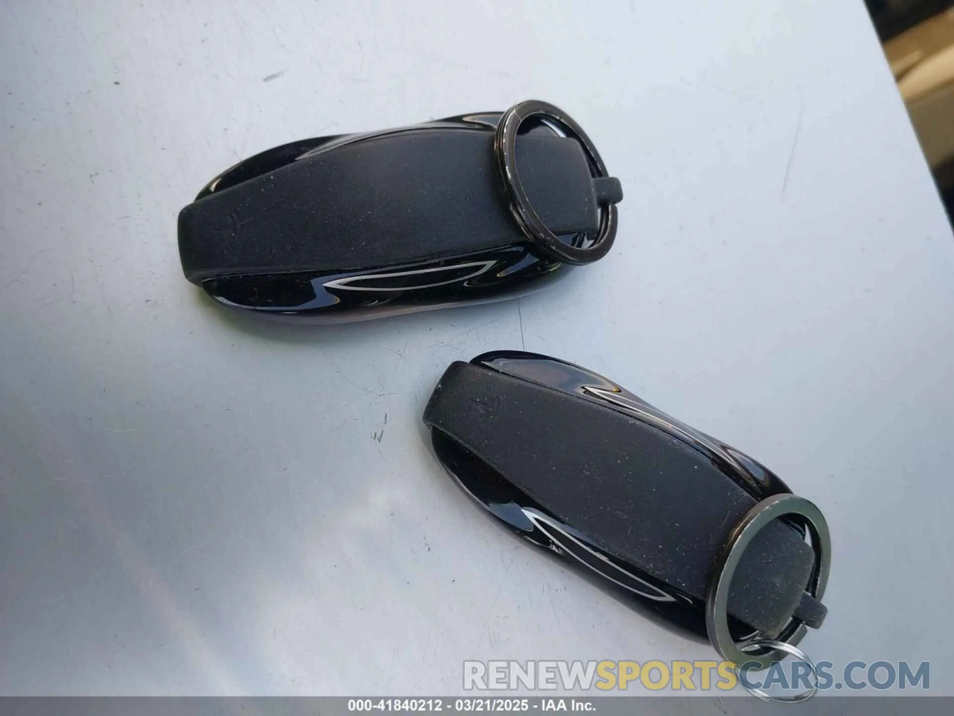 11 Photograph of a damaged car 5YJSA1E29KF348051 TESLA MODEL S 2019