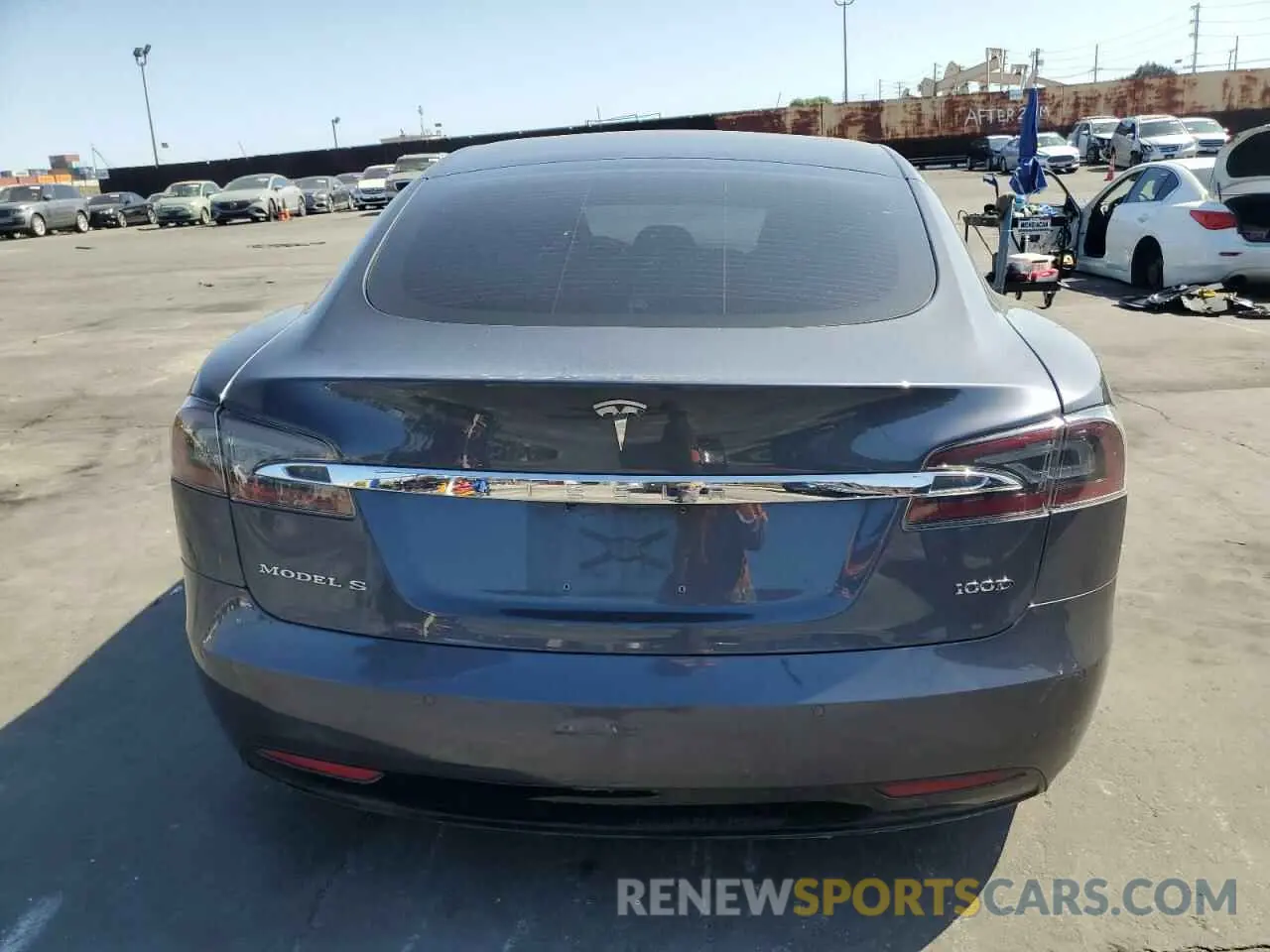 6 Photograph of a damaged car 5YJSA1E2XKF305595 TESLA MODEL S 2019