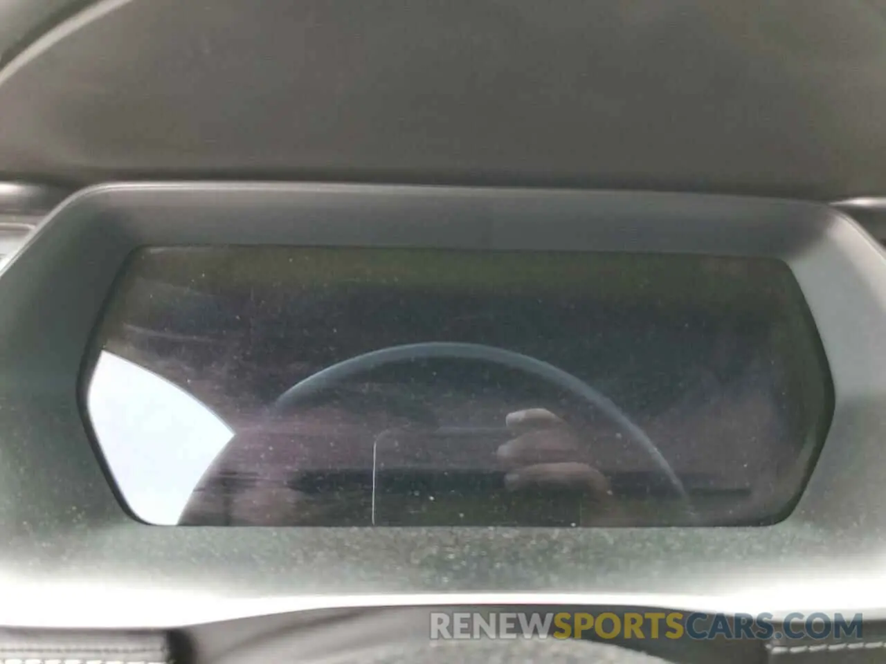 9 Photograph of a damaged car 5YJSA1E41KF306376 TESLA MODEL S 2019