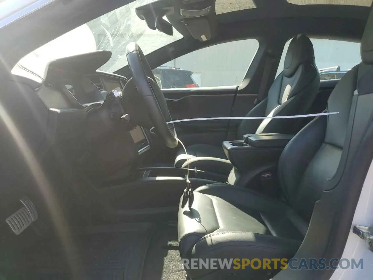 7 Photograph of a damaged car 5YJSA1E41KF330631 TESLA MODEL S 2019