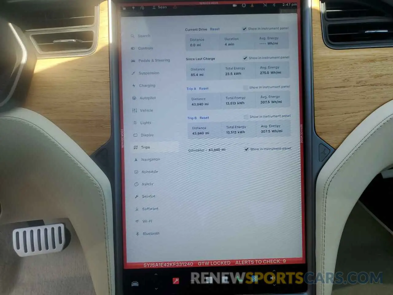 9 Photograph of a damaged car 5YJSA1E42KF331240 TESLA MODEL S 2019