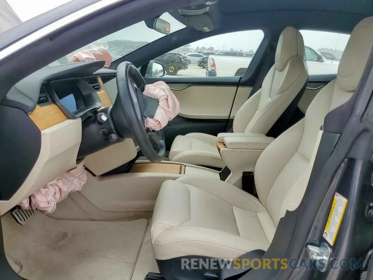 7 Photograph of a damaged car 5YJSA1E44KF349058 TESLA MODEL S 2019
