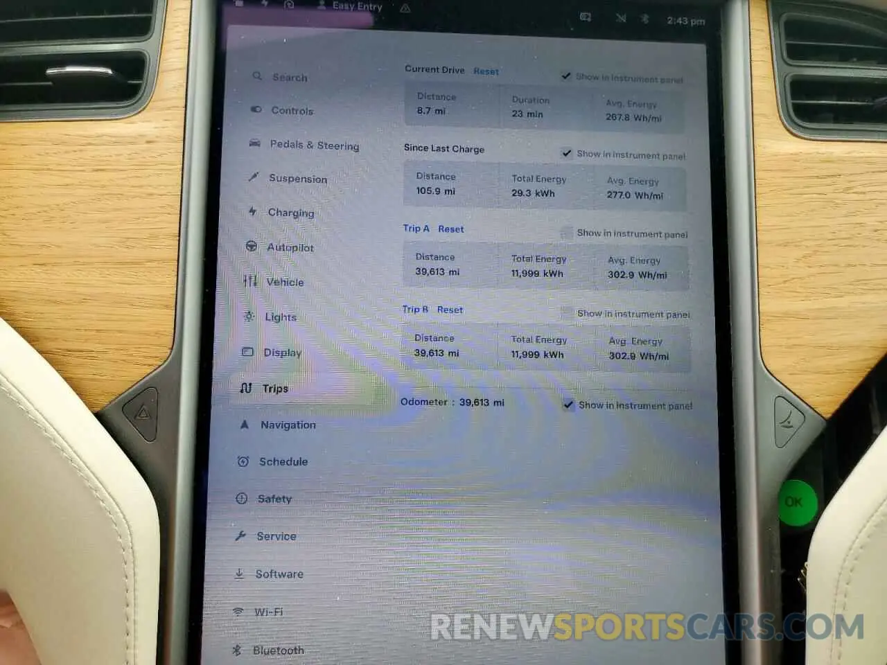 9 Photograph of a damaged car 5YJSA1E44KF349058 TESLA MODEL S 2019