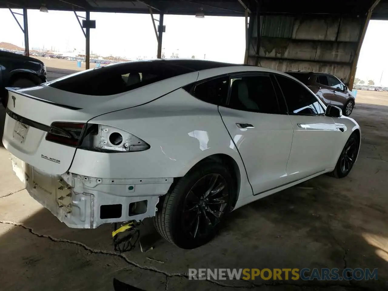 3 Photograph of a damaged car 5YJSA1E45KF330633 TESLA MODEL S 2019