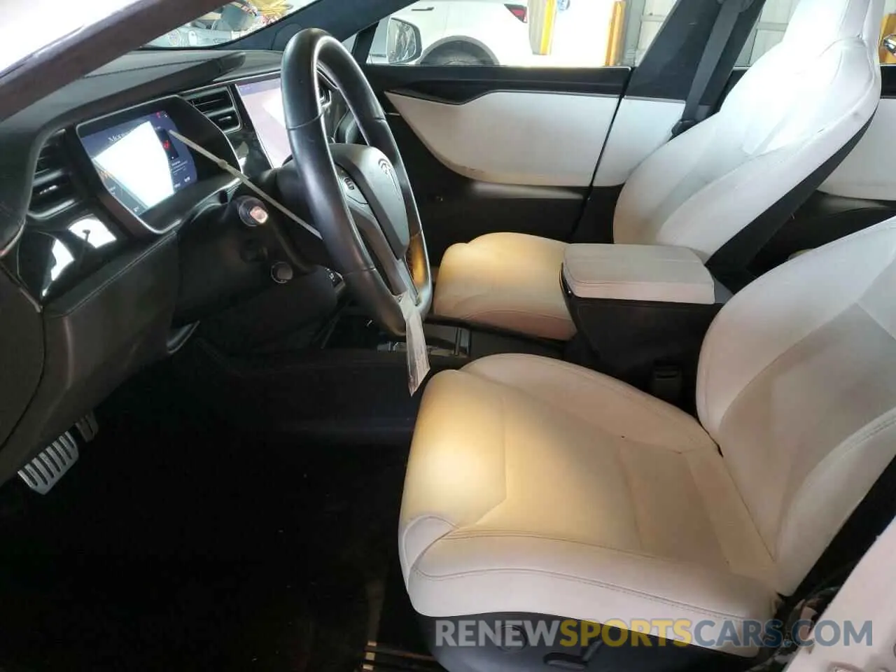 7 Photograph of a damaged car 5YJSA1E45KF330633 TESLA MODEL S 2019