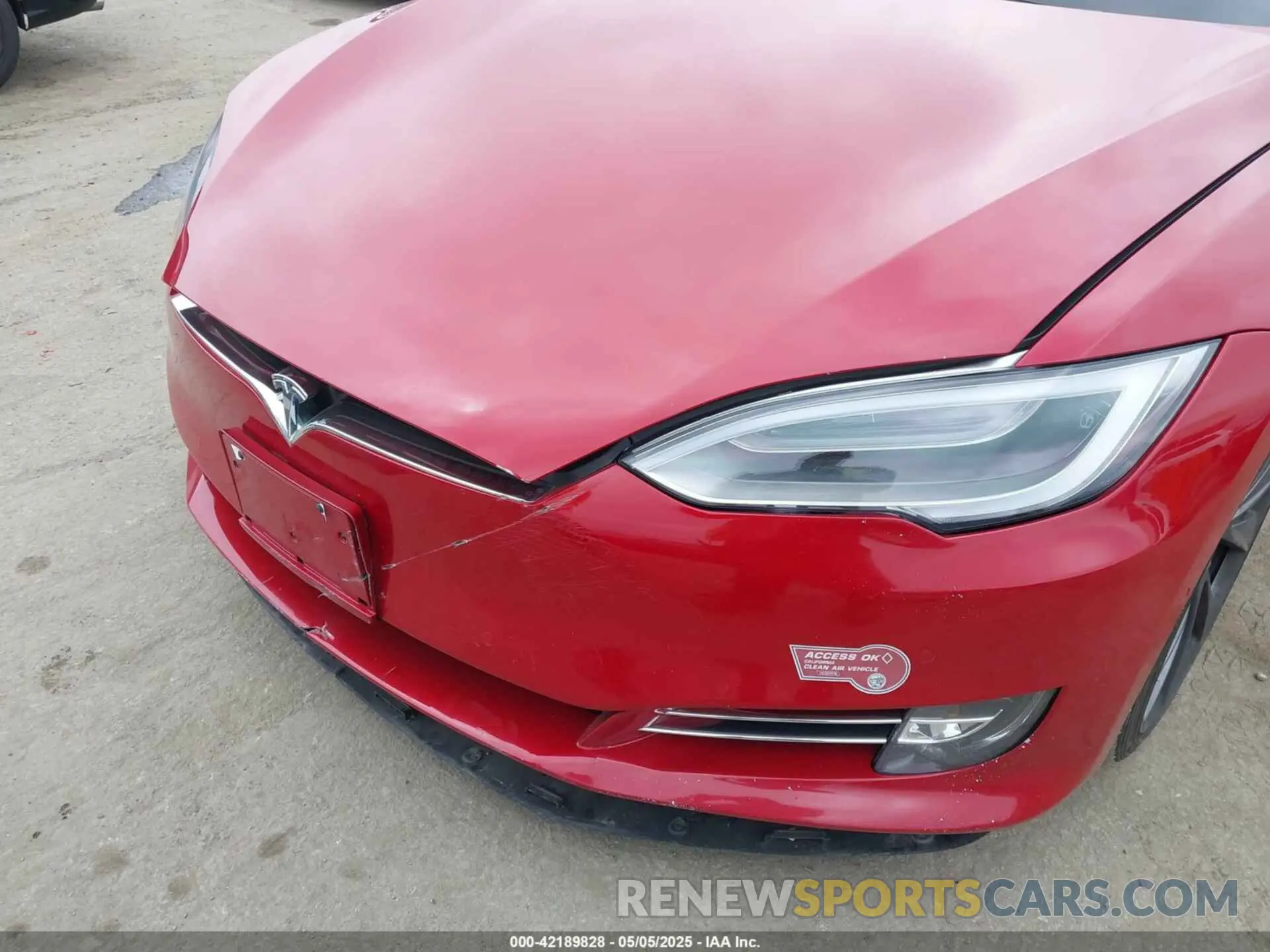 6 Photograph of a damaged car 5YJSA1E46KF332066 TESLA MODEL S 2019