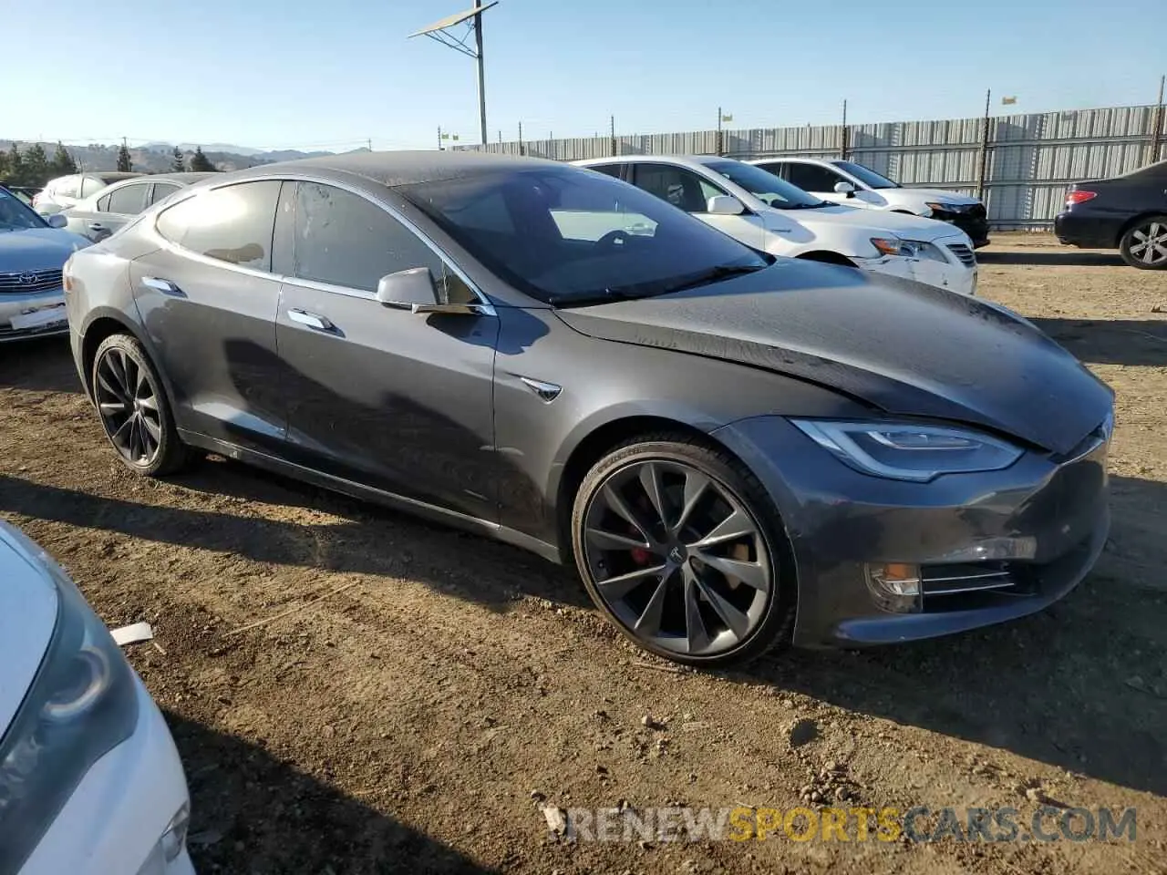 4 Photograph of a damaged car 5YJSA1E49KF313589 TESLA MODEL S 2019