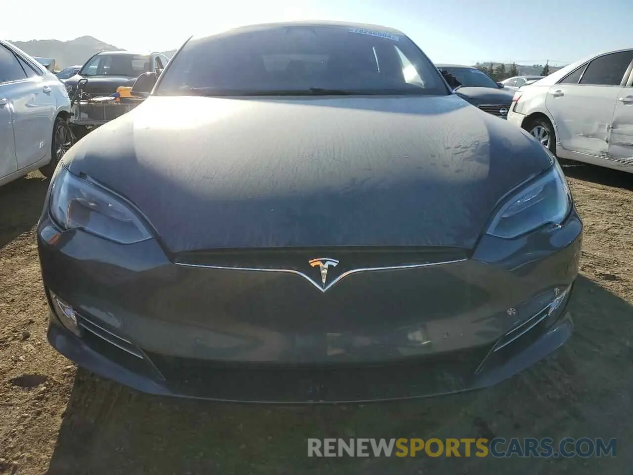 5 Photograph of a damaged car 5YJSA1E49KF313589 TESLA MODEL S 2019