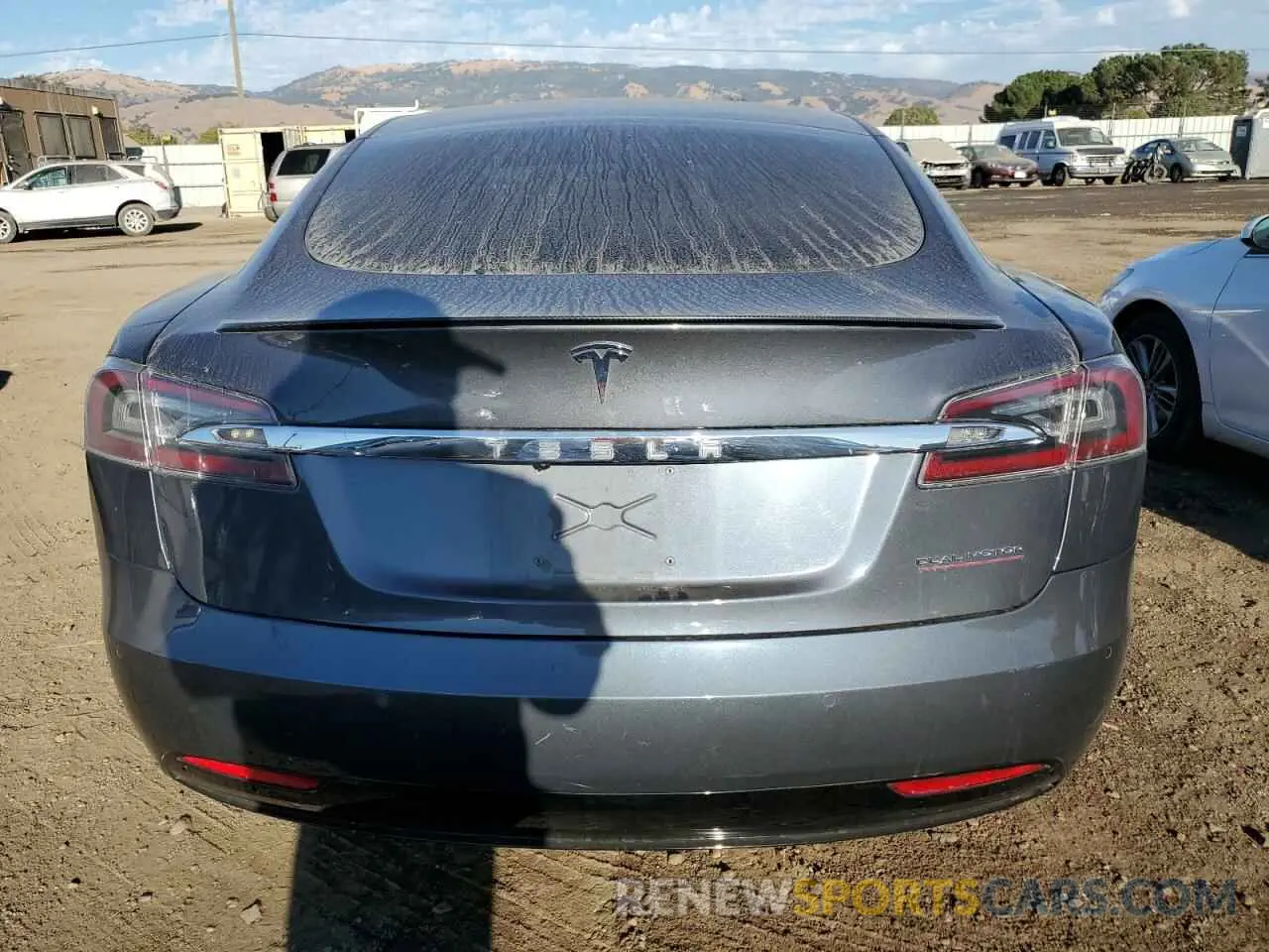 6 Photograph of a damaged car 5YJSA1E49KF313589 TESLA MODEL S 2019