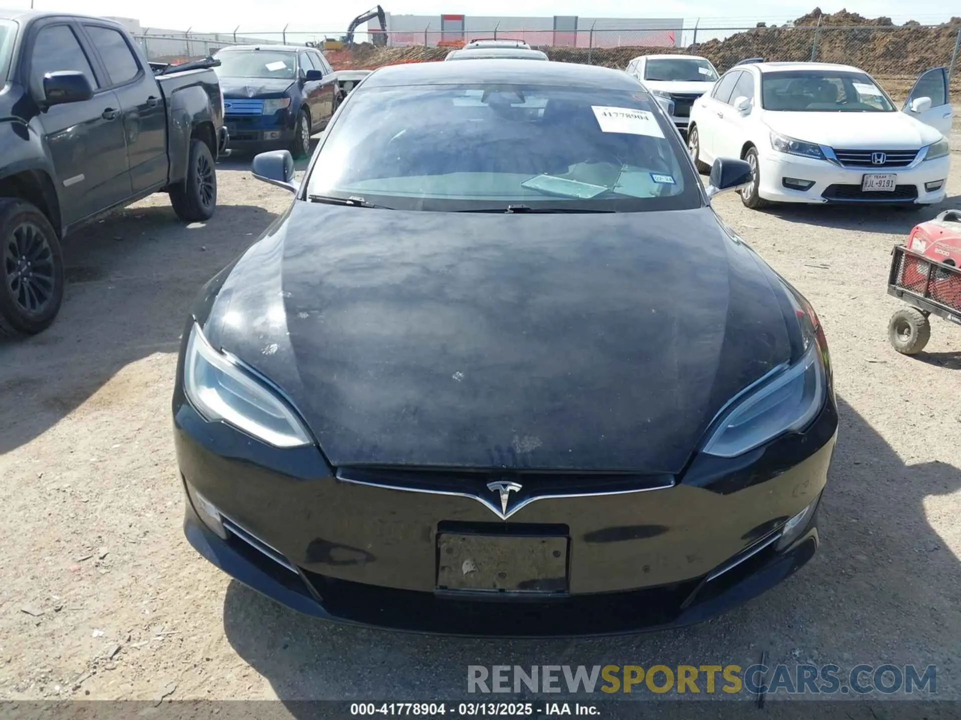 6 Photograph of a damaged car 5YJSA1E49KF338914 TESLA MODEL S 2019