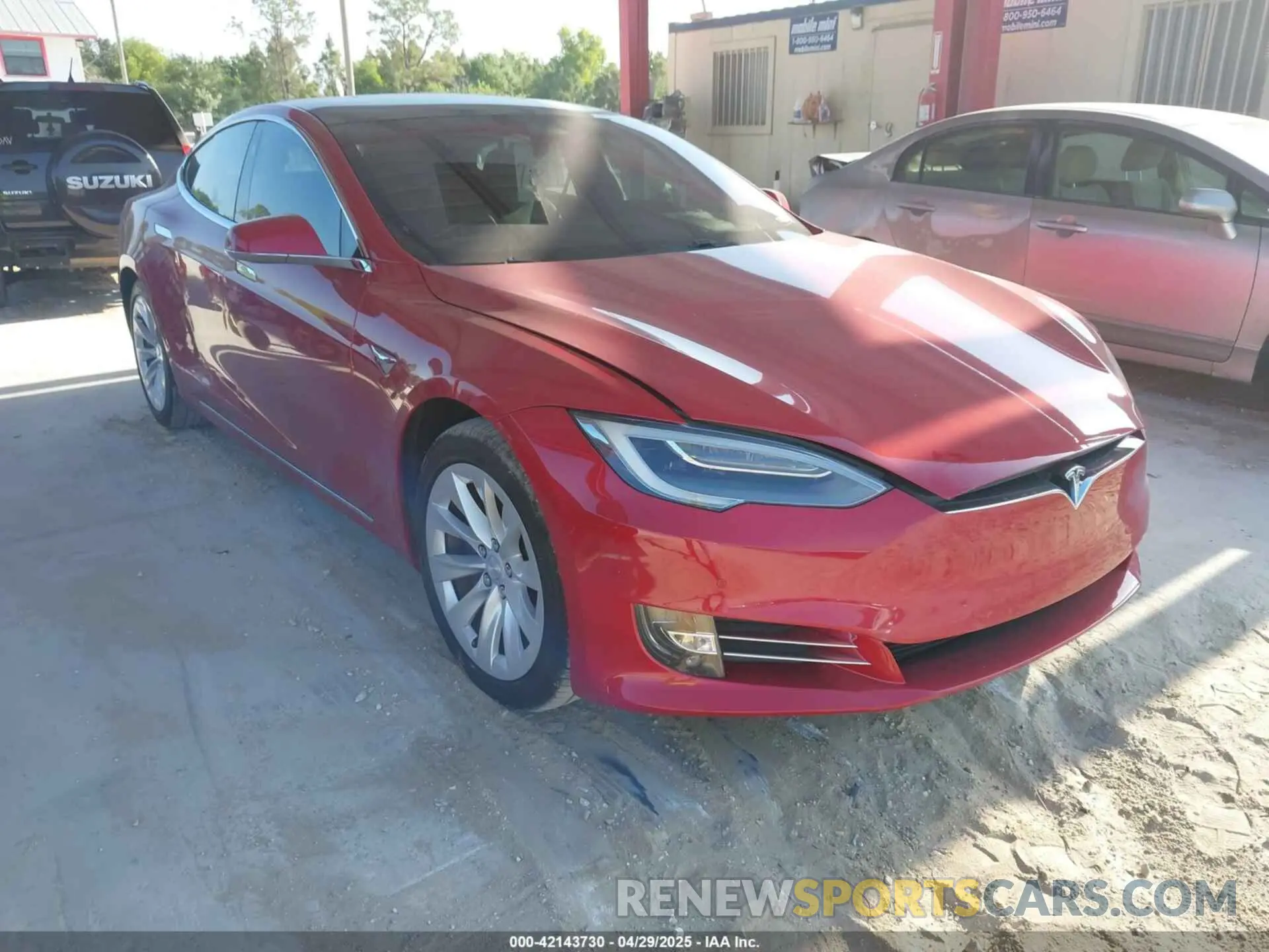 1 Photograph of a damaged car 5YJSA1E20LF360347 TESLA MODEL S 2020