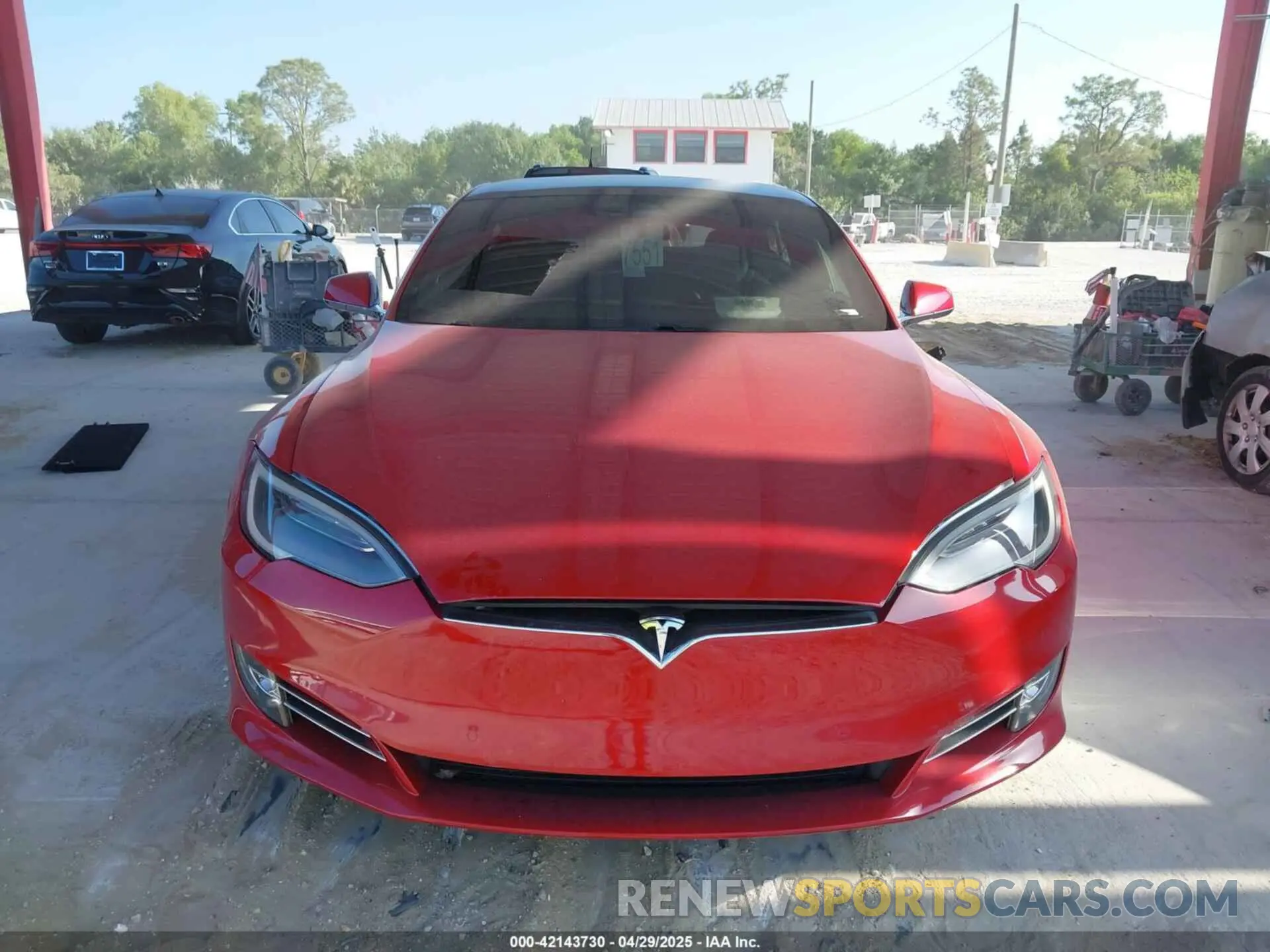 13 Photograph of a damaged car 5YJSA1E20LF360347 TESLA MODEL S 2020