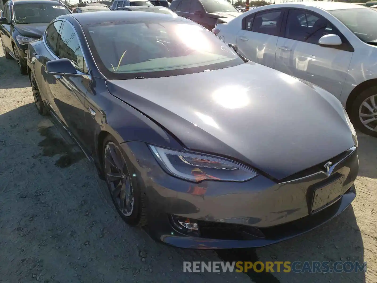 1 Photograph of a damaged car 5YJSA1E20LF361790 TESLA MODEL S 2020