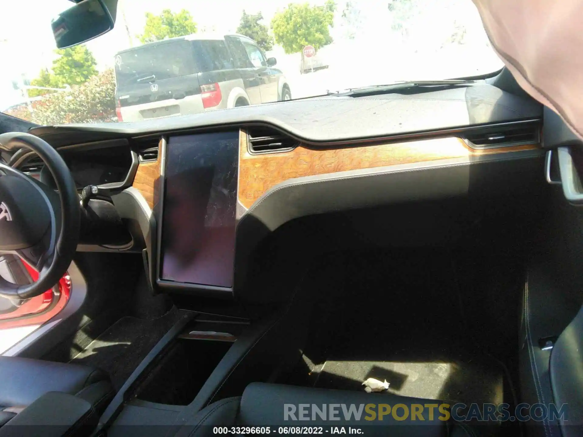 5 Photograph of a damaged car 5YJSA1E20LF390481 TESLA MODEL S 2020