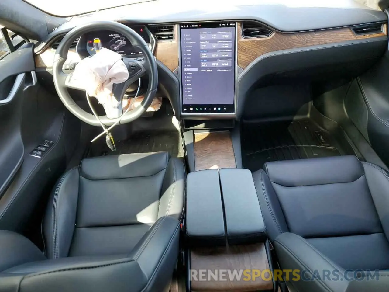 8 Photograph of a damaged car 5YJSA1E20LF390710 TESLA MODEL S 2020