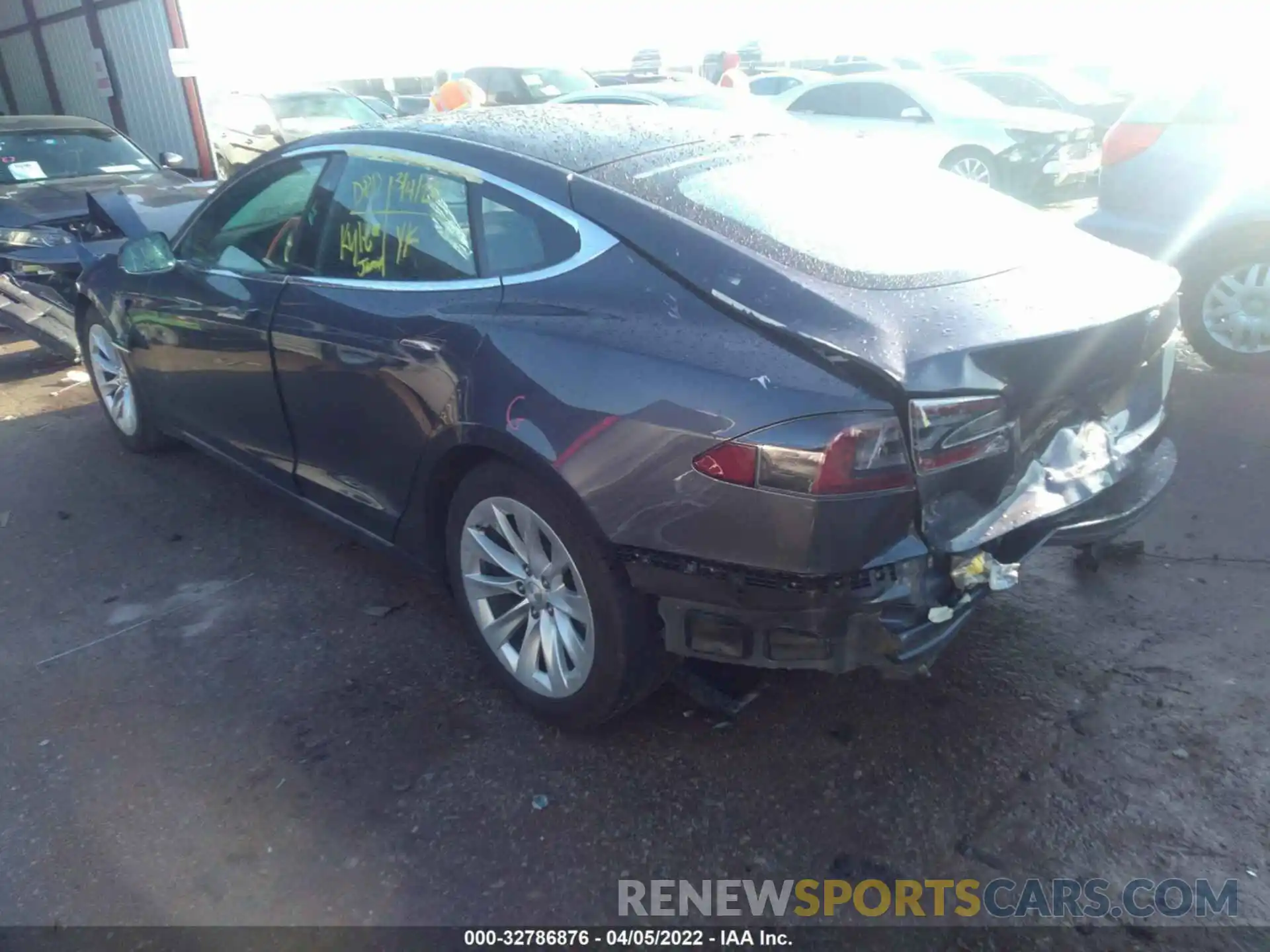 3 Photograph of a damaged car 5YJSA1E21LF349230 TESLA MODEL S 2020