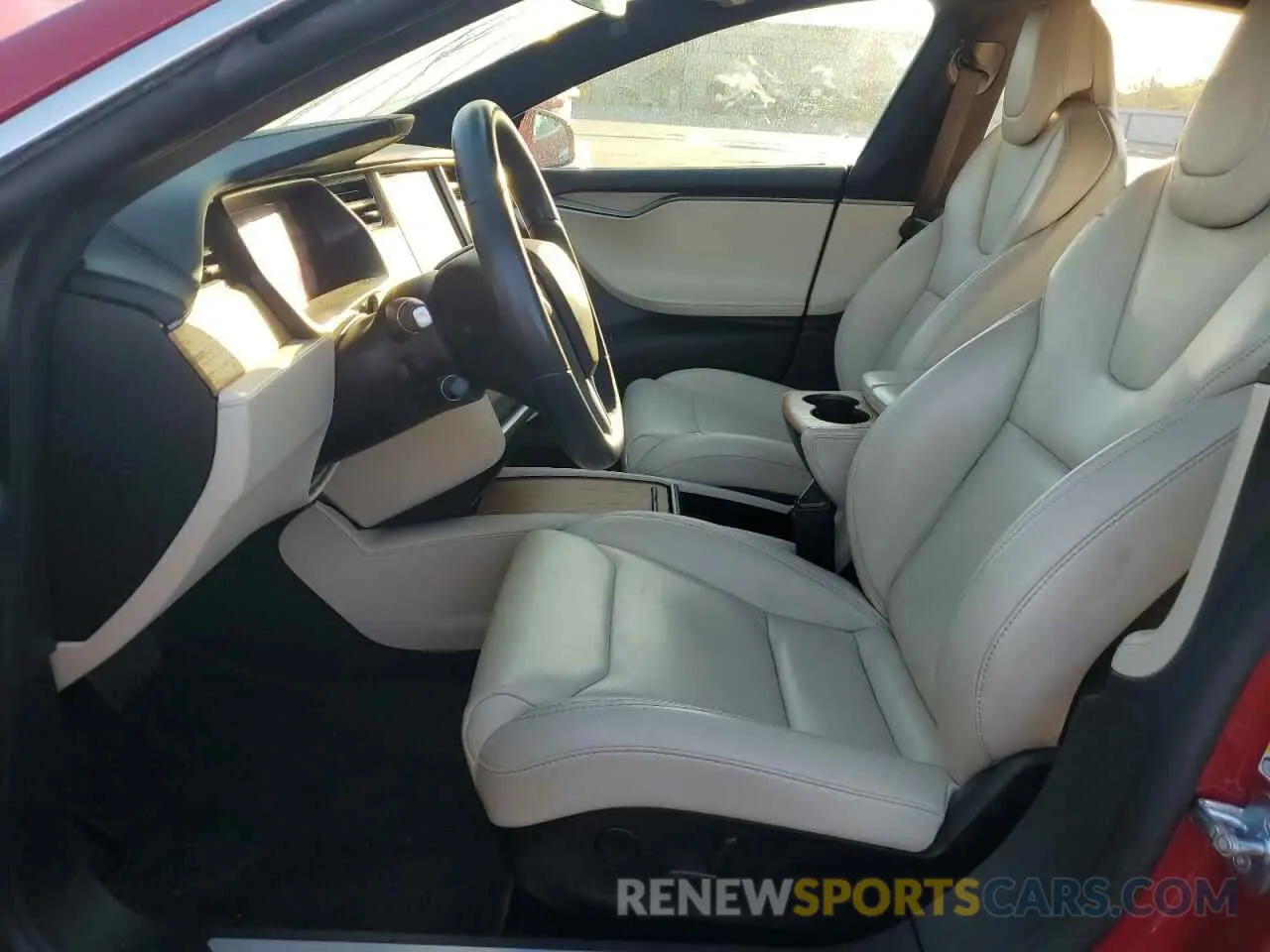 11 Photograph of a damaged car 5YJSA1E21LF360289 TESLA MODEL S 2020