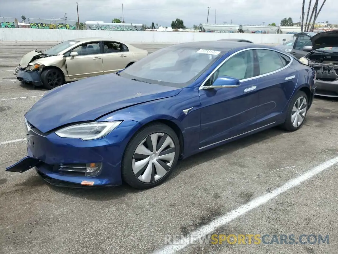 1 Photograph of a damaged car 5YJSA1E21LF392093 TESLA MODEL S 2020