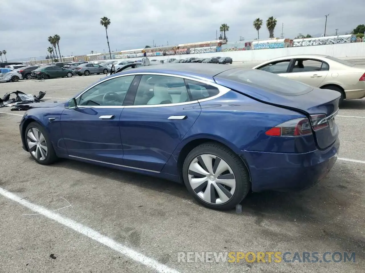 2 Photograph of a damaged car 5YJSA1E21LF392093 TESLA MODEL S 2020