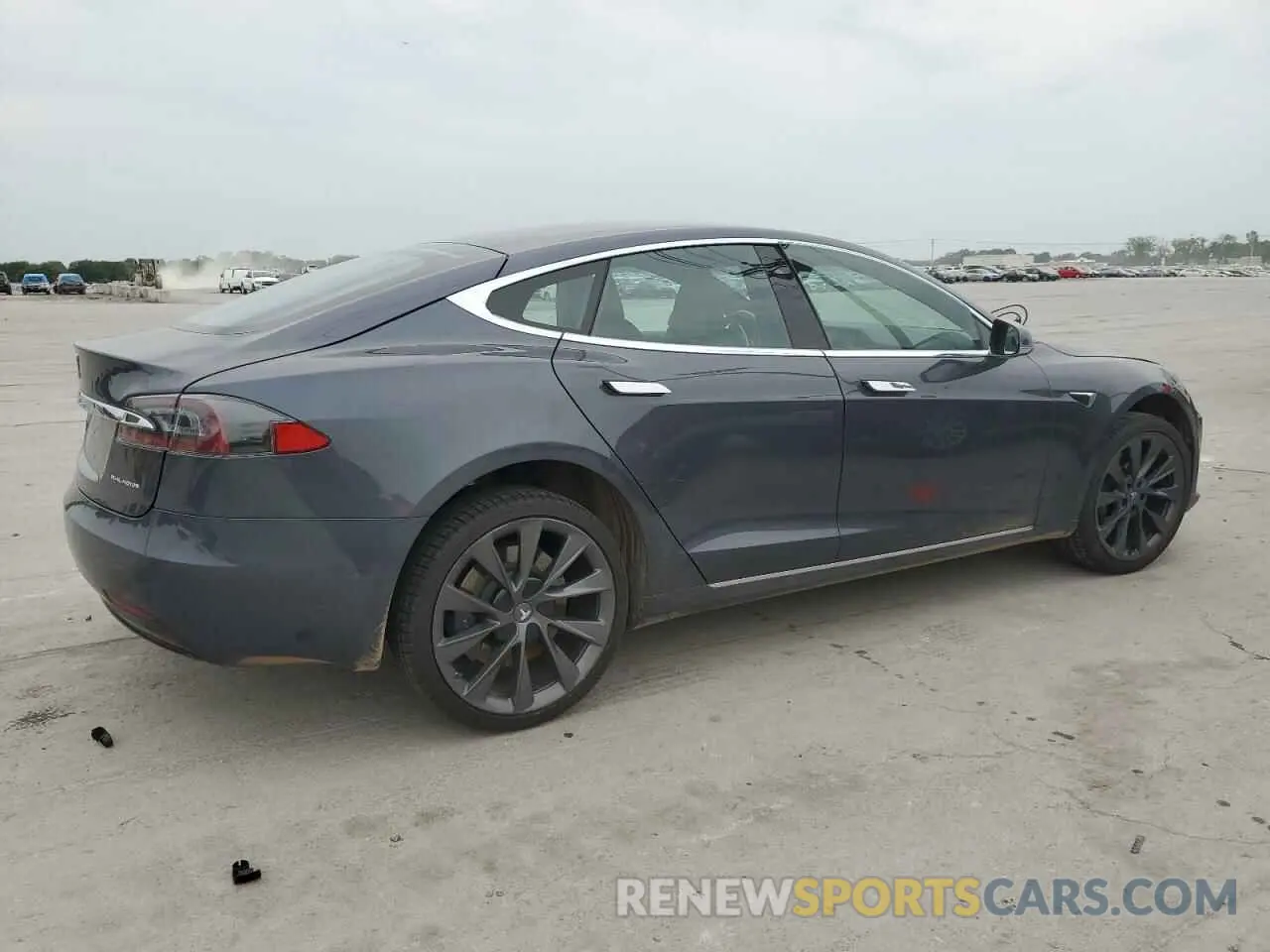 3 Photograph of a damaged car 5YJSA1E22LF351472 TESLA MODEL S 2020