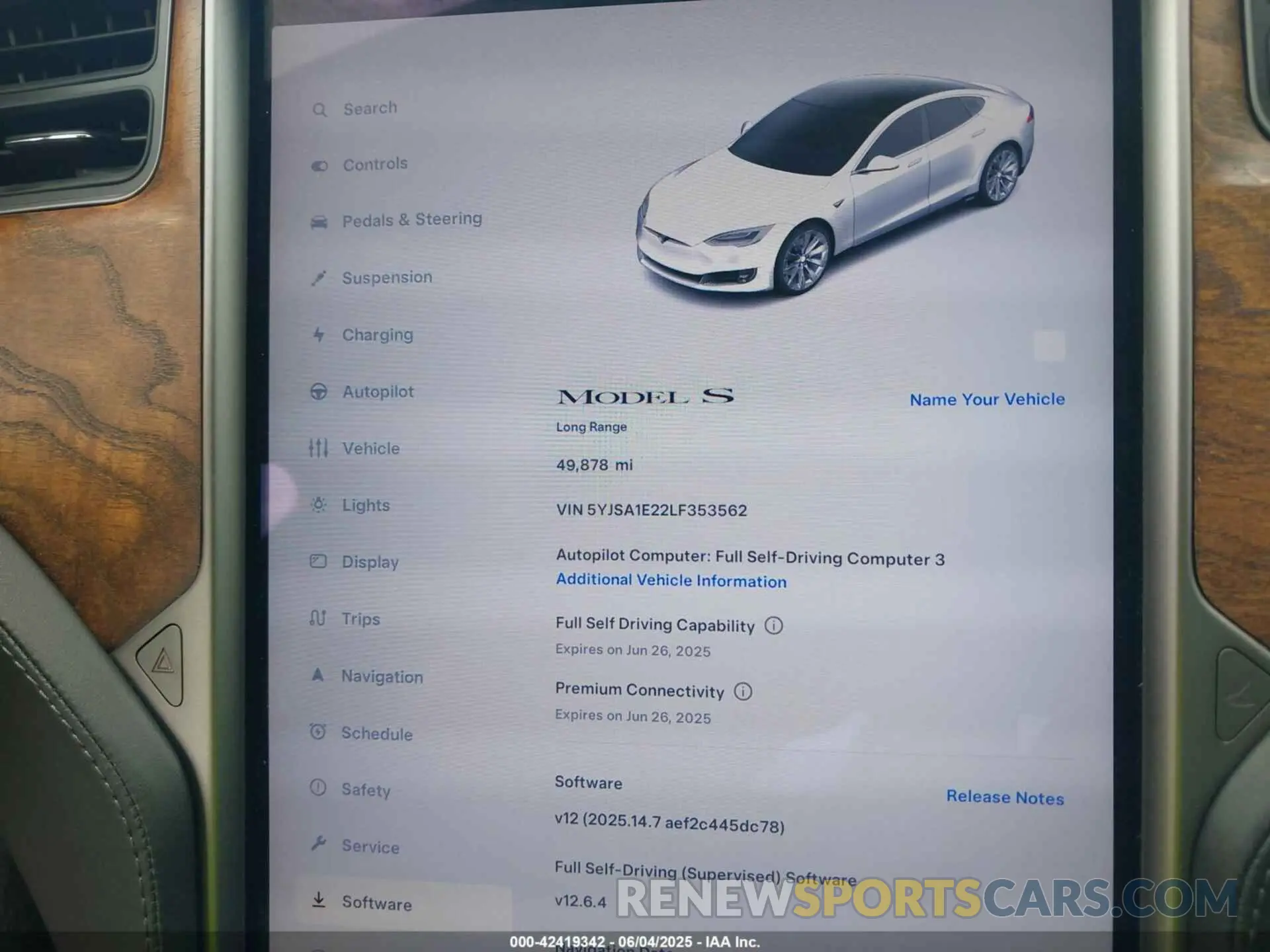 7 Photograph of a damaged car 5YJSA1E22LF353562 TESLA MODEL S 2020