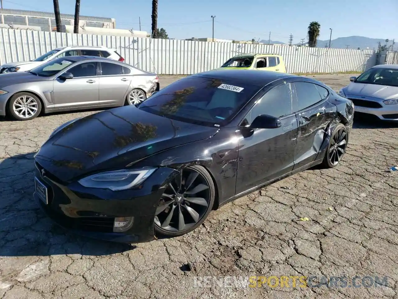 1 Photograph of a damaged car 5YJSA1E22LF363296 TESLA MODEL S 2020