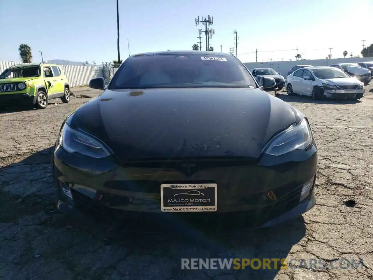 5 Photograph of a damaged car 5YJSA1E22LF363296 TESLA MODEL S 2020