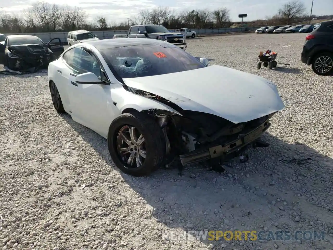 1 Photograph of a damaged car 5YJSA1E22LF400637 TESLA MODEL S 2020