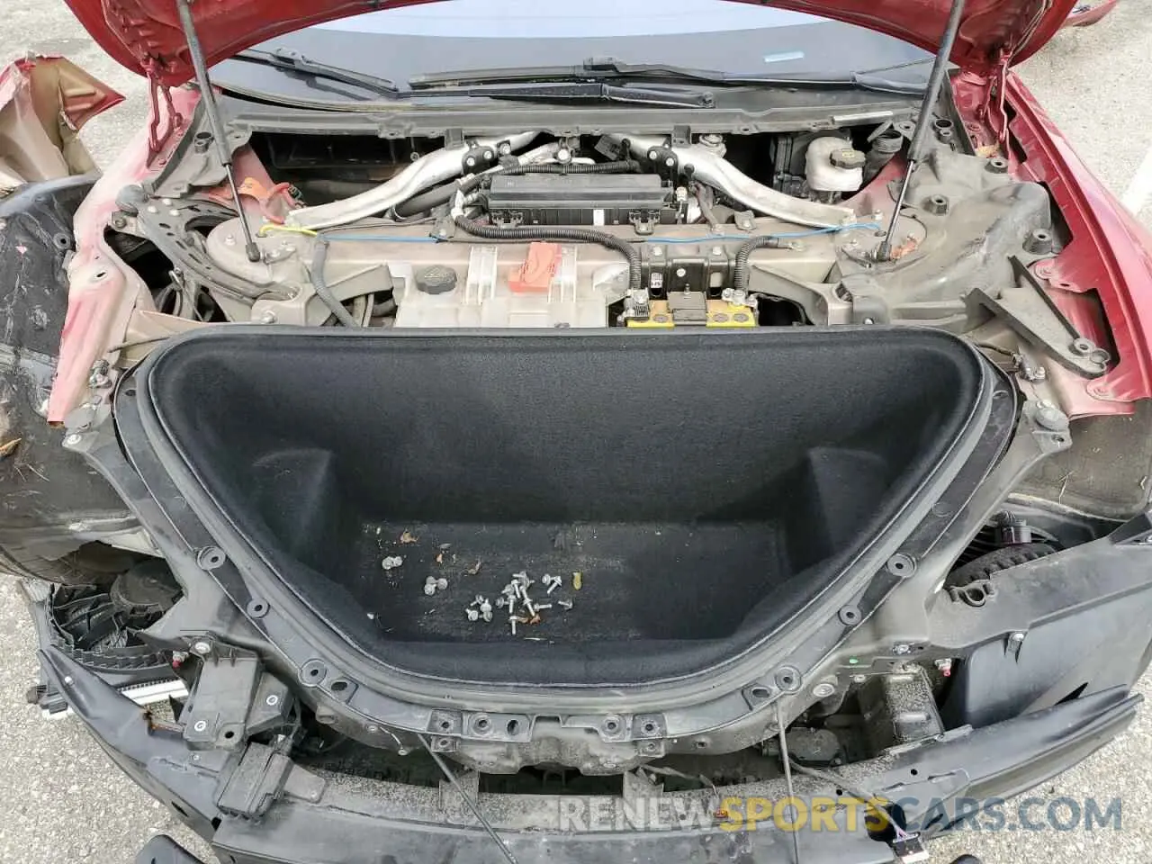 12 Photograph of a damaged car 5YJSA1E22LF401139 TESLA MODEL S 2020