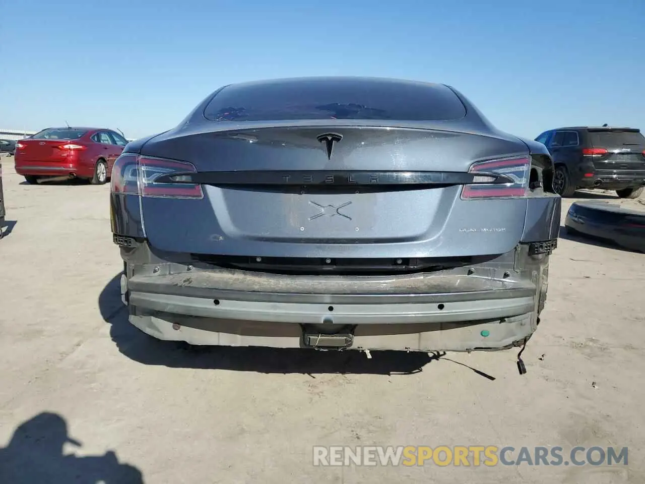 6 Photograph of a damaged car 5YJSA1E23LF366076 TESLA MODEL S 2020