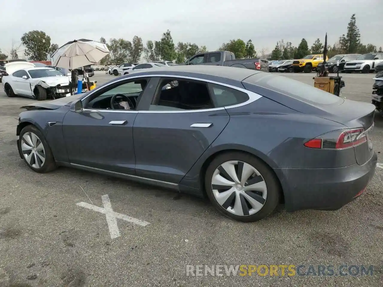 2 Photograph of a damaged car 5YJSA1E23LF381919 TESLA MODEL S 2020