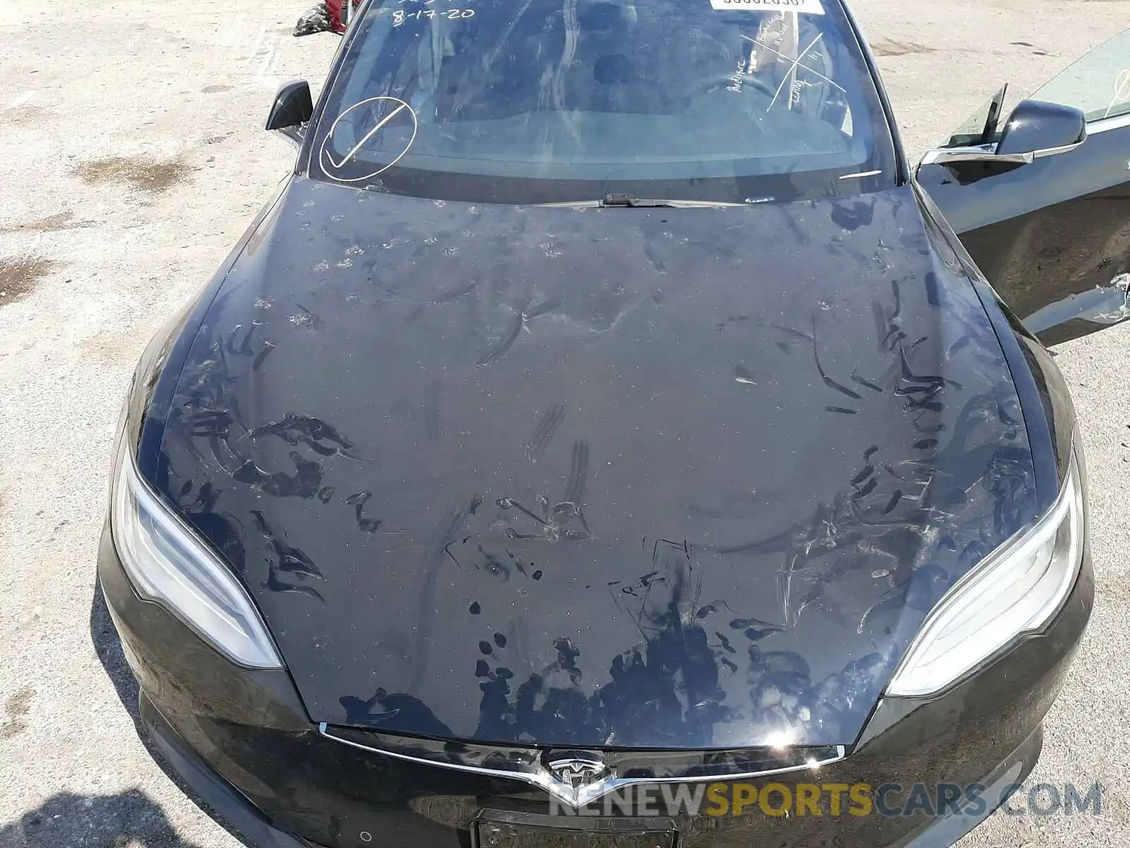 7 Photograph of a damaged car 5YJSA1E23LF402560 TESLA MODEL S 2020