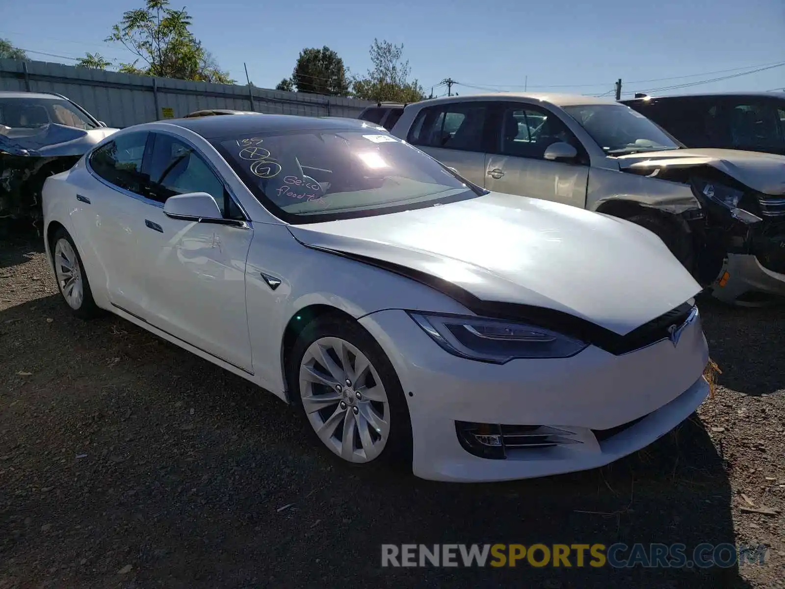 1 Photograph of a damaged car 5YJSA1E24LF356737 TESLA MODEL S 2020