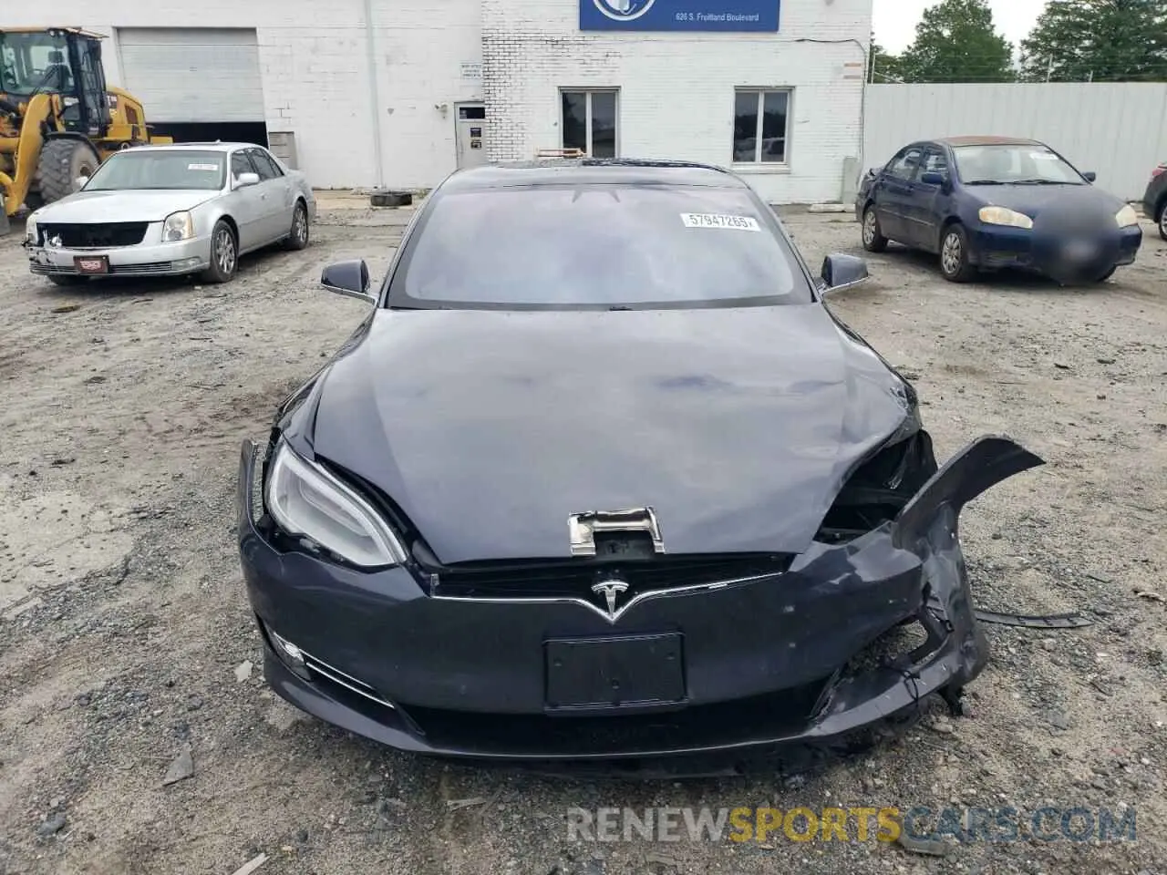 5 Photograph of a damaged car 5YJSA1E24LF360335 TESLA MODEL S 2020