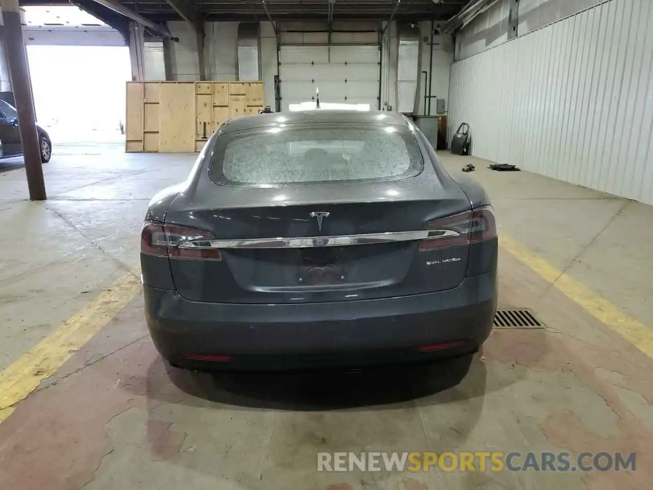 6 Photograph of a damaged car 5YJSA1E25LF360702 TESLA MODEL S 2020