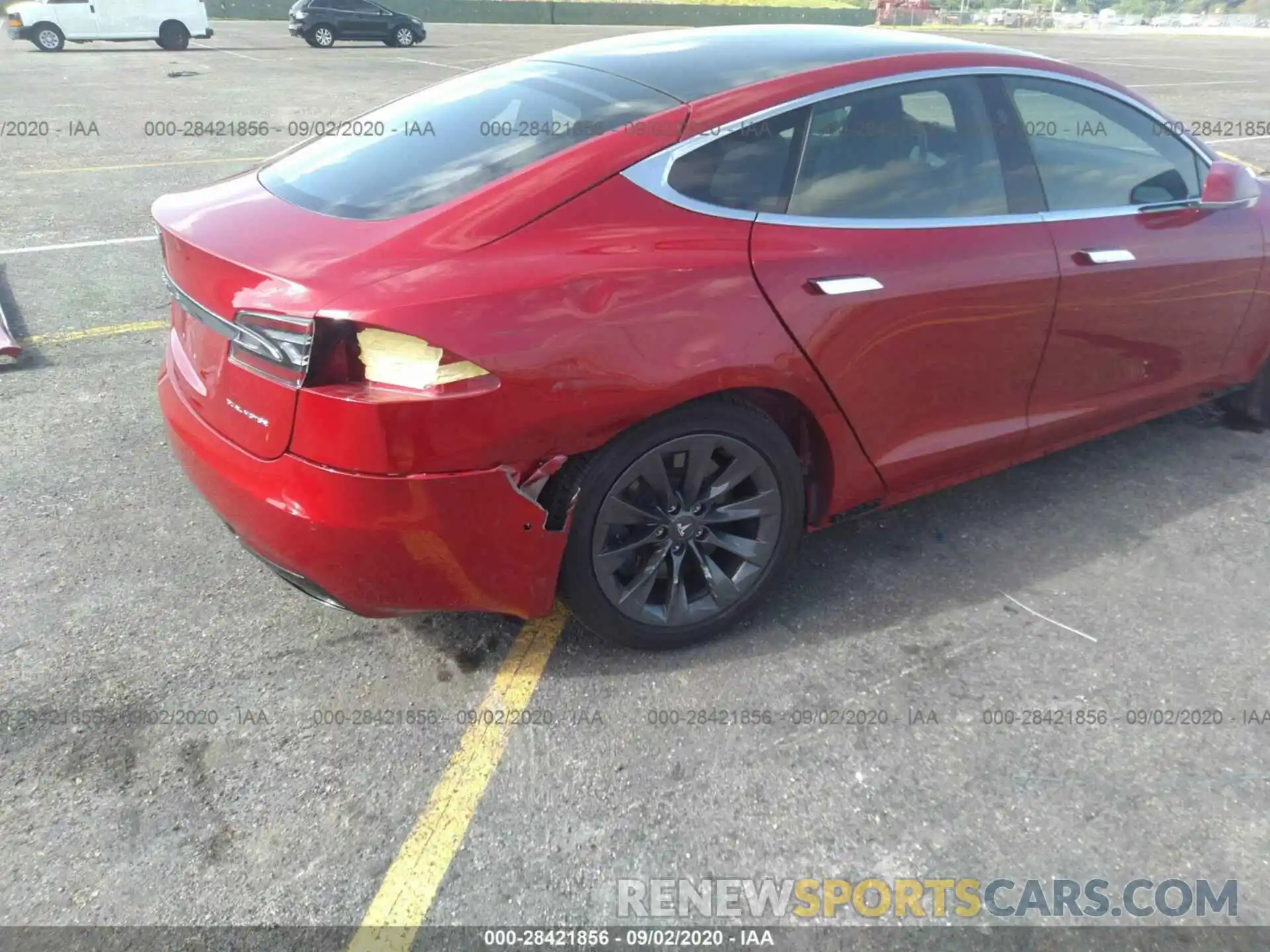 6 Photograph of a damaged car 5YJSA1E25LF366029 TESLA MODEL S 2020